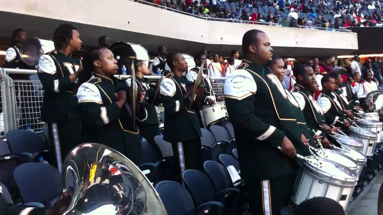 Mississippi Valley State Mean Green Marching MachineDrumline At The Chicago Football Classic 