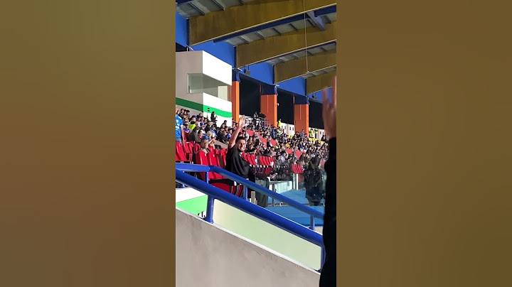 Bek anyar Persib Julio Cesar langsung menyaksikan laga Persib vs Dewa setelah tiba di Indonesia!