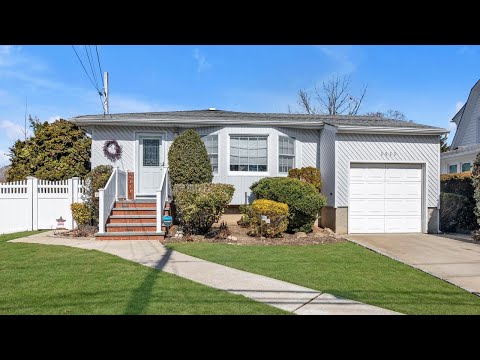 3933 Fulton Ave, Seaford, NY home video tour
