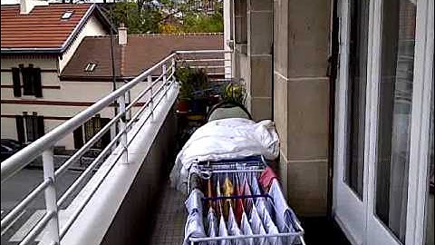 Sample video taken by the BlackBerry Torch 9800.