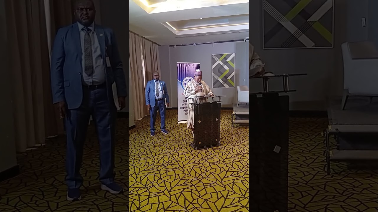 Достопочтенный Амину Белло Масари, Советник по международным отношениям, на 9-й ежегодной конфере...