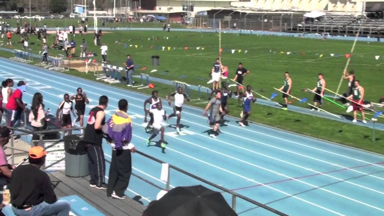 Joey Johnson wins the 100m dash at The Jack Albiani Classic in Modesto