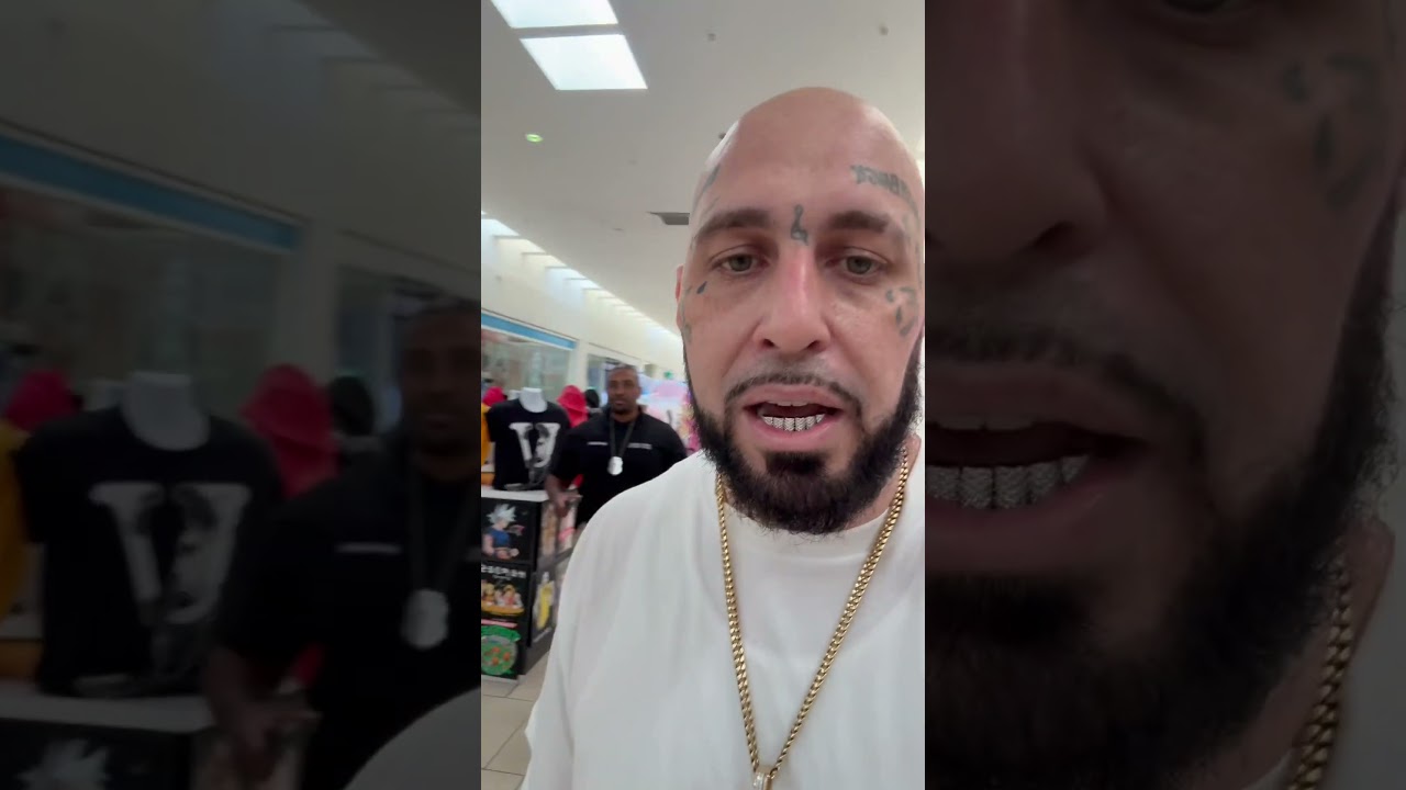 Security better chill it’s on me 🔥🔥🩸 