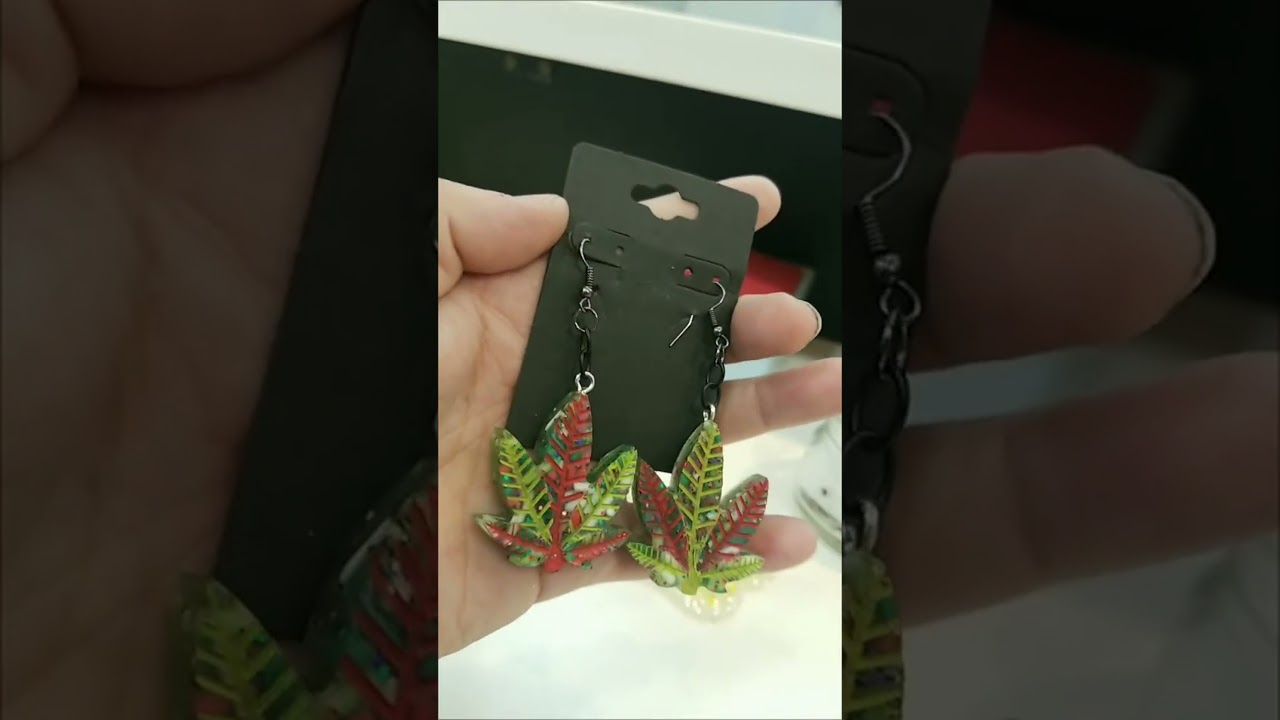 Creative stoner gift boxes perfect for holidays! 