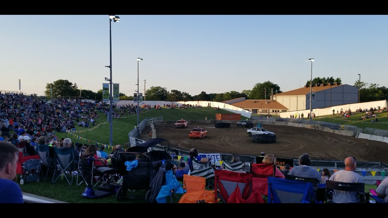 Oakland county fair 2021 bonestock fwd figure eight LCQ heat 2 YouTube