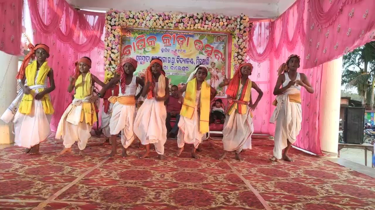 କହ୍ନା ରେ ଖାଆନା ମାଟି ଯଶୋଦା କରିବ ପାଟି 