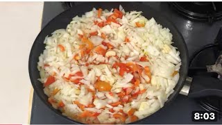 Doğal Anti̇bi̇yoti̇k 👏Sağlikli Yaşam Yemeği̇ Bun Yemeği̇ Evi̇ni̇zde Yapin (Ispanakli Soğan Kavurmasi)