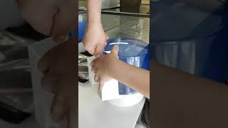 AF10524 key using video of Plastic Circular toilet paper dispenser
