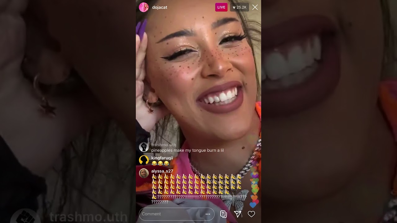 Doja Cat on live talking about fruit and vaping “ YouTube