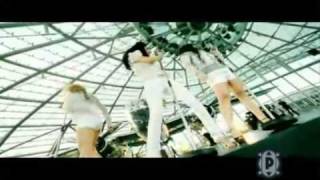 Miniatura de vídeo de "Monrose - We Love To Entertain You (Music Video)"