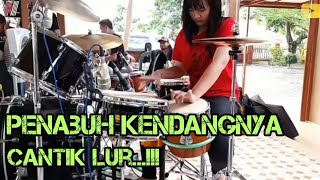 Aksi kendang cewek cantik