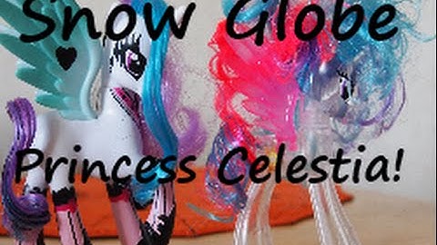 Opening up my new My Little Pony Snow Globe Princess Celestia!~No water?!