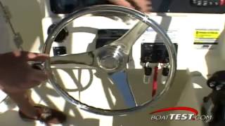255DC   World Cat 250 DC catamaran test by BoatTest com