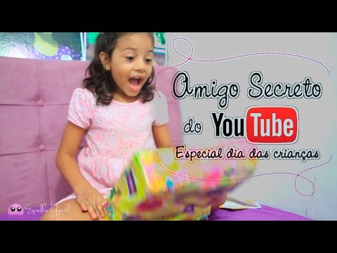 Alanda abrindo Presentee! ♥ Amigo Secreto dos Youtubers Kids - Dia das crianças ♥ Espelho Infantil