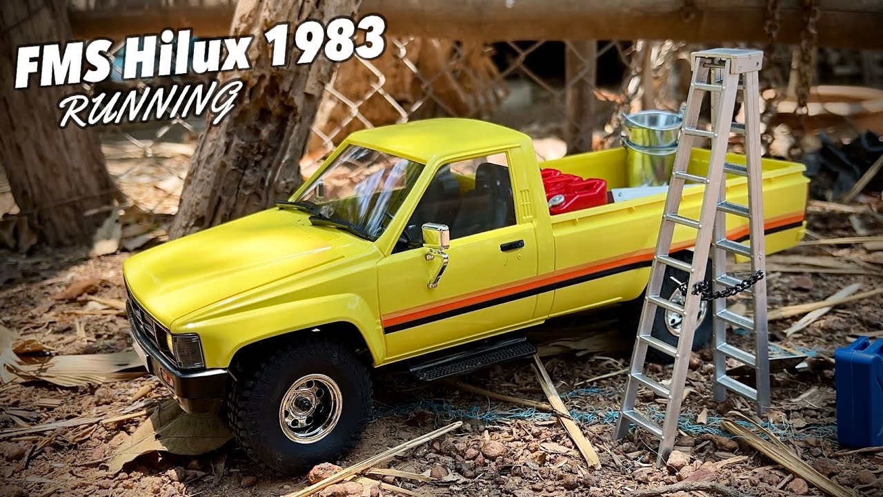 RC Running 🚗💨 ขนเครื่องมือแล้วออกเดินทางกัน FMS Toyota Hilux 1983 [Uncut]