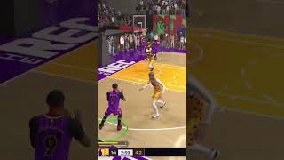 NBA 2k24 SPIN MOVE THROUGH THE DEFENSE 🔥🔥🔥