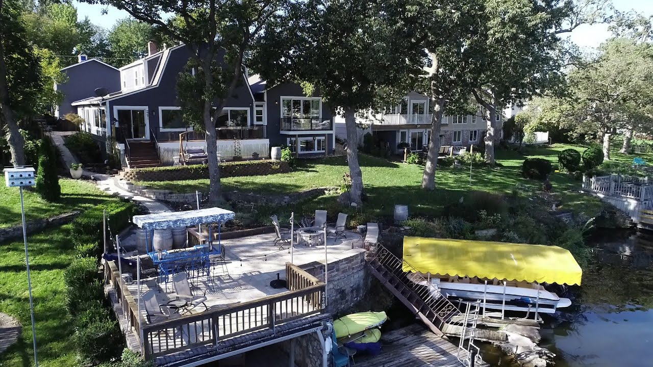 Lake Tapawingo Home Tour 22 Beach Dr (Rebecca Green, Ripley Associates