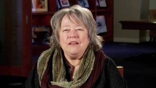 Kathy Bates - Read Every Day PSA