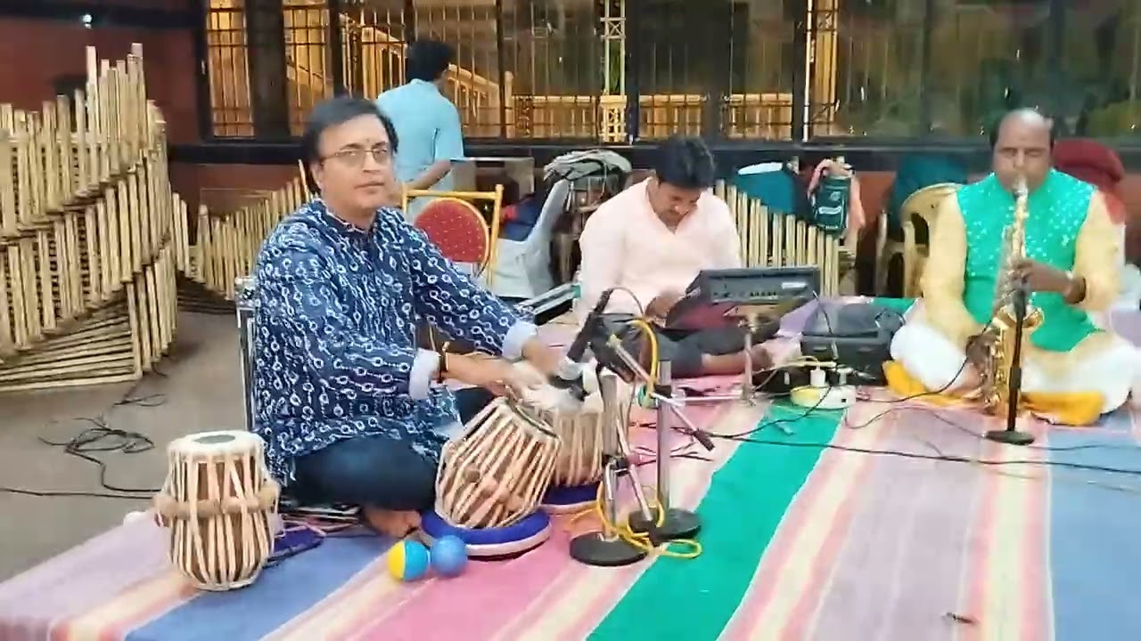 Muralidhara Gopala Mandu Ragam classical program contact me. Ph. 9740009551