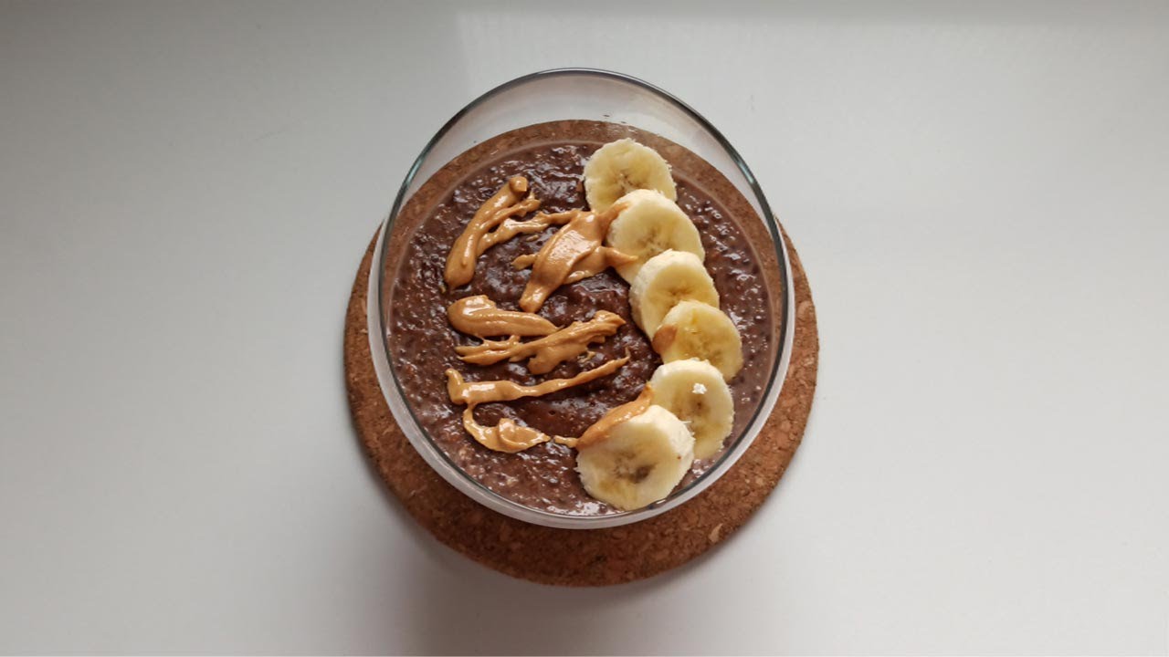 Cocoa Oatmeal.....( فطار دايت لذيذ ومغذي وبأسهل طريقة( شوفان بالكاكاو