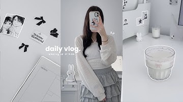waking up at 6AM productive vlog 📁: what i eat, self-care routine, manga decor, hobbies, hauls, etc.