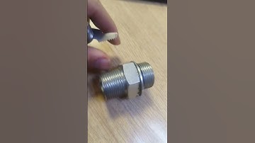 Using thread pitch guage to determine this thread