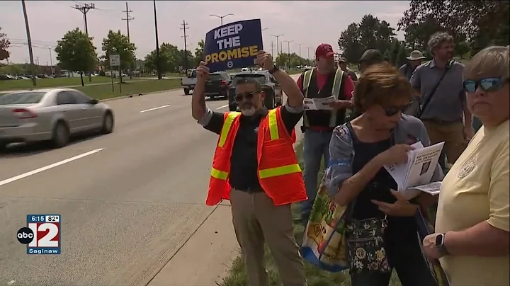 UAW files unfair labor practice charges against Stellantis