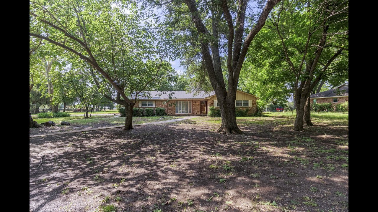 401 Brookside Road Waxahachie, TX YouTube