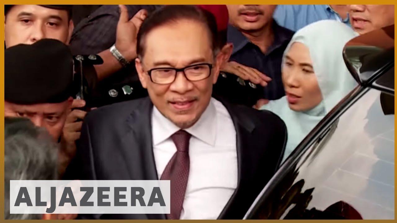 🇲🇾 ماليزيا: إطلاق سراح أنور إبراهيم بعد حصوله على عفو كامل | الجزيرة الإنجليزية