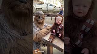 Chewy meets Chewbacca at Galaxy’s Edge in Disneyland #starwars