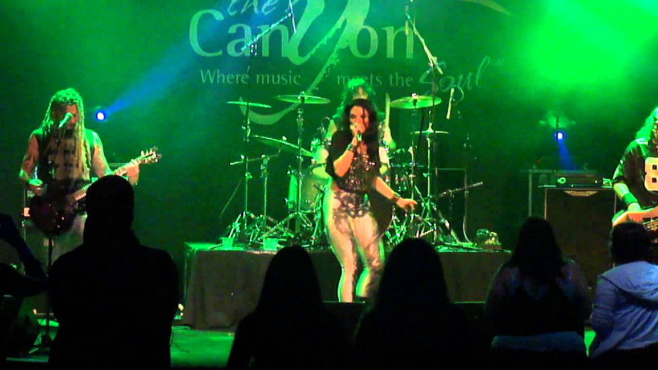 camera iphone 8 plus apk JENNASYDE and THE WATCHERS 5 THE CANYON CLUB 10/30/2014
