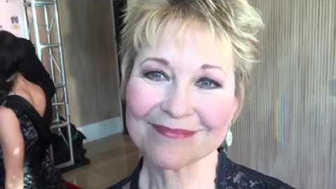 Dee Wallace Of ET The Extra-Terrestrial Interview At Night Of 100 Stars Oscar Party