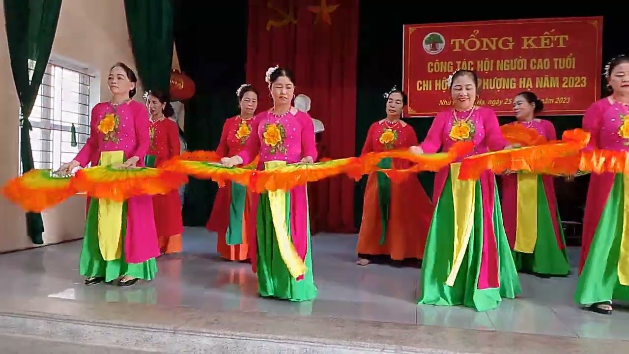 múa ko đâu đẹp bằng quê hương ,của CLB ,NCT như phượng hạ