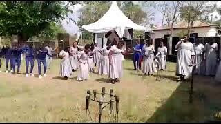 AIC Kalebezo Choir wakiimba katika mkutano wa chalo AICT Nyehunge