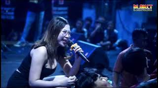 SANTRI PEKOK Vocal Riski Mbat Mbut II Planet Top Dangdut II WD COMUNITY