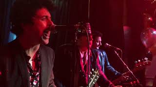 Bille Joe Armstrong & Jesse Malin's New Years Show Pt.3 (Ramones – Can’t Make It On Time)