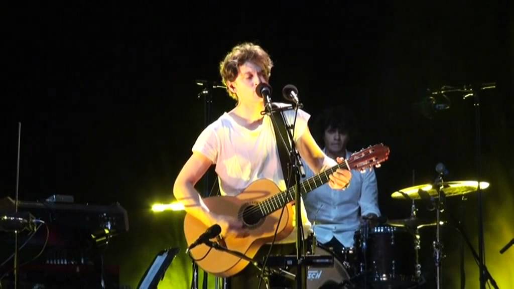 Caravane - Raphaël - Caméraman Nordine Aissaoui - YouTube Nordine Aïssaoui