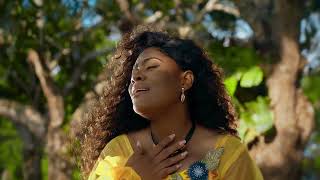 Sandrine Nnanga - Pas Besoin Official Video