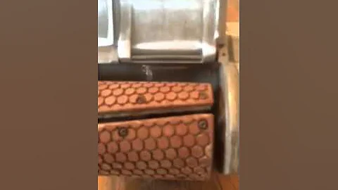 How to put sandpaper on a sander