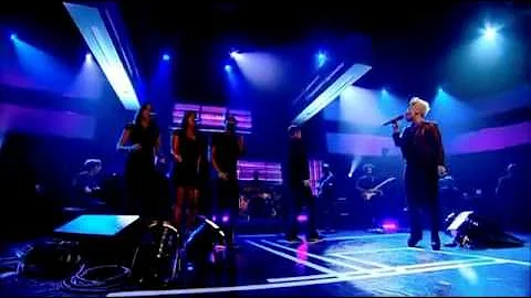 Professor Green ft. Emeli Sandé - Read All About It (Live on Later with Jools Holland)