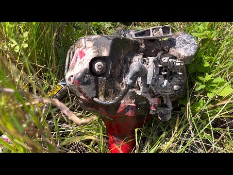 Видео: Реставрация забытой 40-летней мини-щеточной косилки | Восстановить японскую газонокосилку