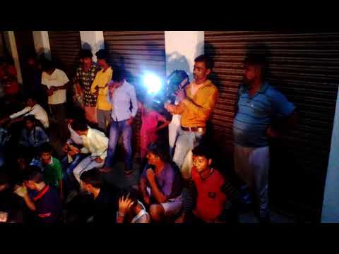 Aaj Sajke Nikli Hai (HD) — Papi Gudia Song — Avinash Wadhavan — Karisma Kapoor