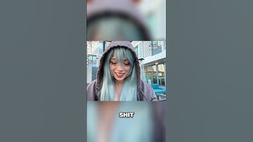 Emiru Admires ExtraEmily’s IRL streaming Skills 💙📸