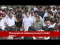 Thousands of students continue 'cockroach' protest in Delhi | BBC News