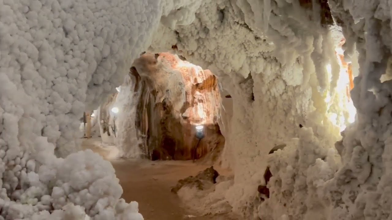 Cardona - Parque Cultural de la Montaña de Sal