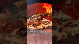 بيتزا نابوليتانا العصرية pizzanapolitana shots pizzarecipe pizzalove   pizzatime delicious