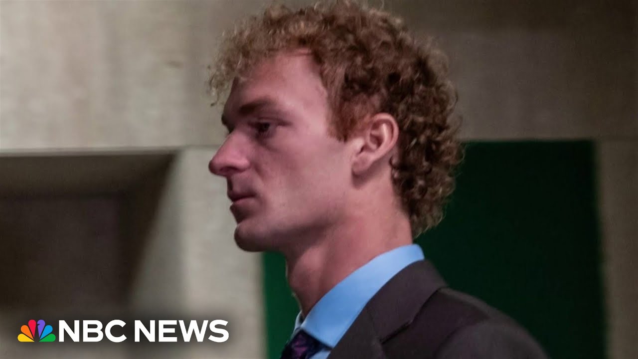 Jury deliberations underway in Daniel Penny NYC subway chokehold trial