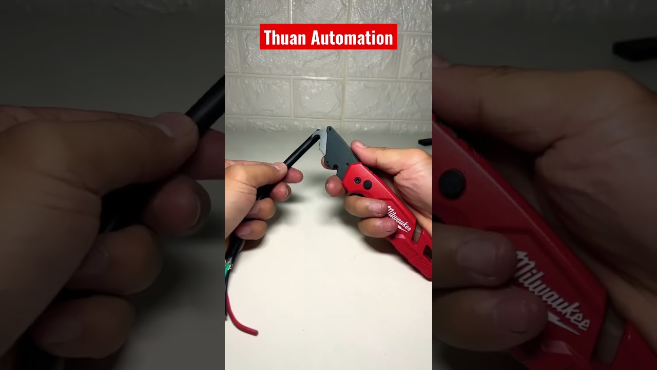 Lưỡi dao rọc cáp cong Milwaukee 48-22-1932 