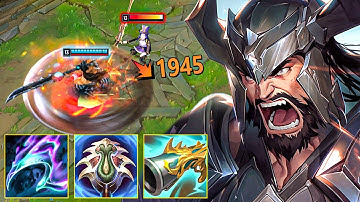 Tryndamere but my Auto ONE-SHOTS literally EVERYONE...