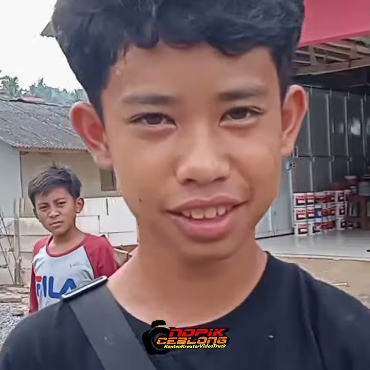 Story' Wa di senyumin aja